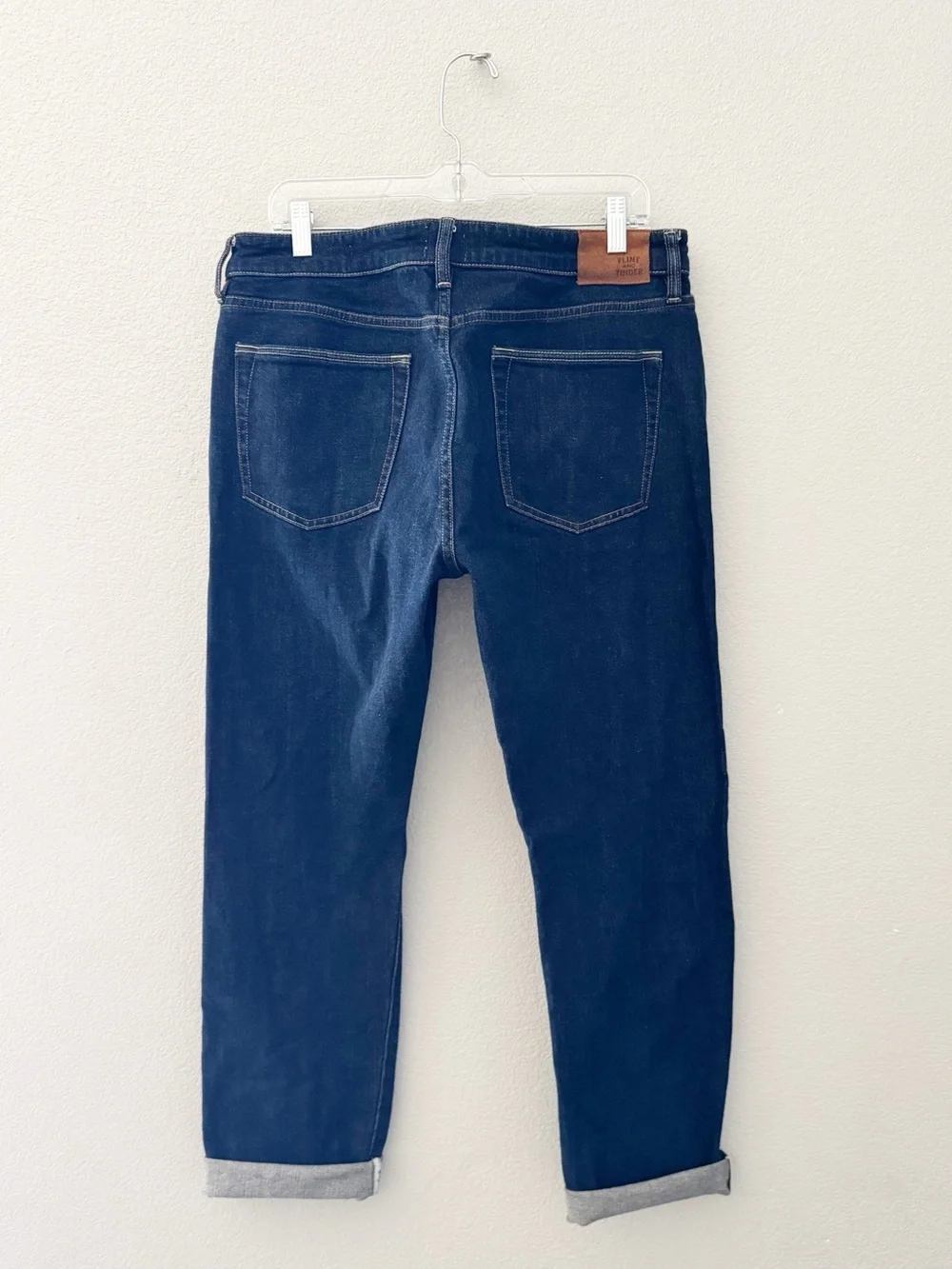Flint & Tinder Athletic Tapered Selvedge Jean 33 x 31 Dark Denim Classic Minimal